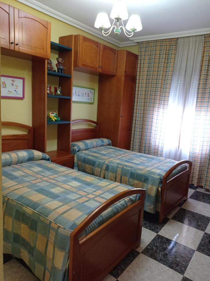 Apartamento Turistico Antigua Universidad Almagro Kültér fotó