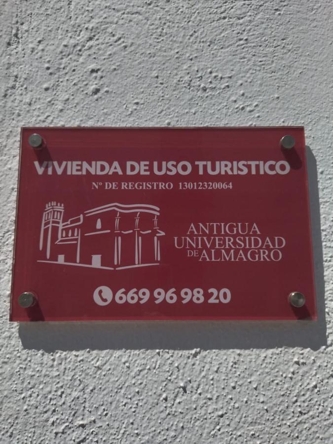 Apartamento Turistico Antigua Universidad Almagro Kültér fotó